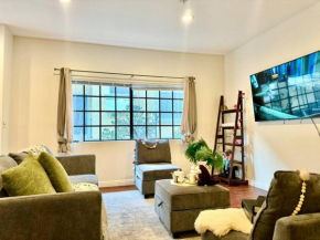 Jies Choice- Curtis Avenue Luxury Haven